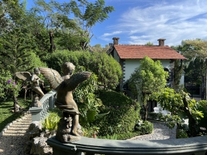 Mastering Effect Paint: When Technique Transforms Things into Masterpieces