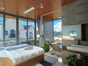 Artistic Homestay Retreat with PUKACO Effect Paint